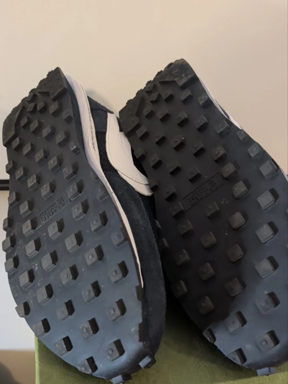 Nike x sacai Fragment Navy/White Runner - Men